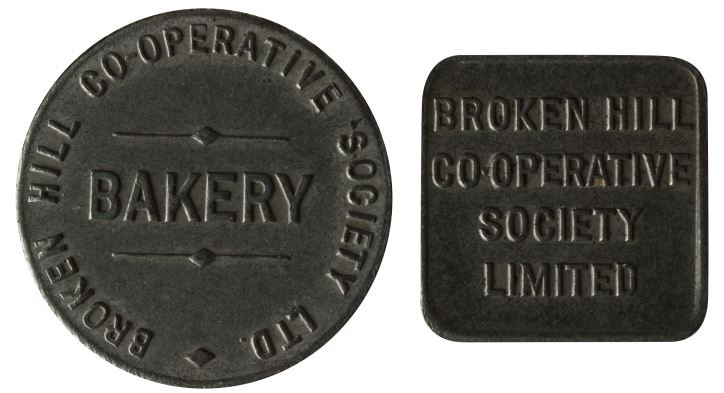 7015036.jpg