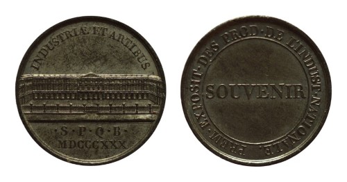 7610040.jpg