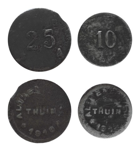 7715019.jpg