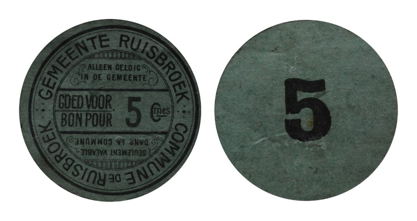 7715064.jpg