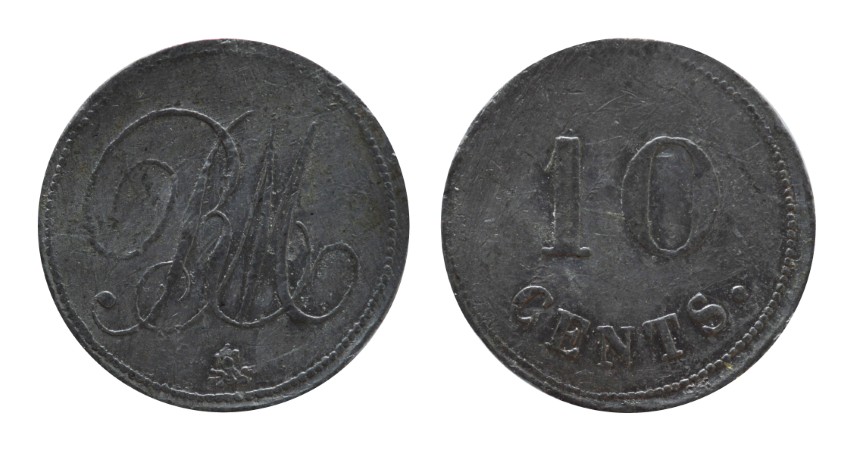 7715081.jpg
